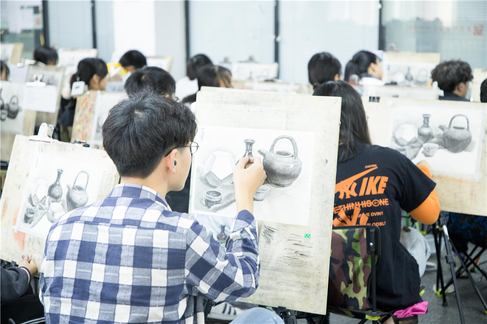 美术高考培训画室应该如何正确选择
